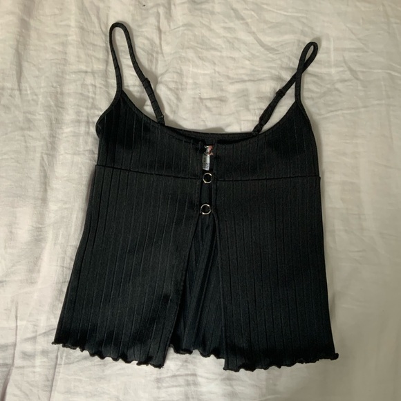 Tank - Picture 1 of 2